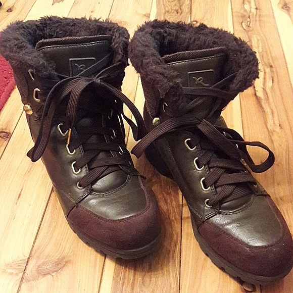 Rocawear Brown and Gold Winter Boots , size 8.5 - Picture 3 of 8